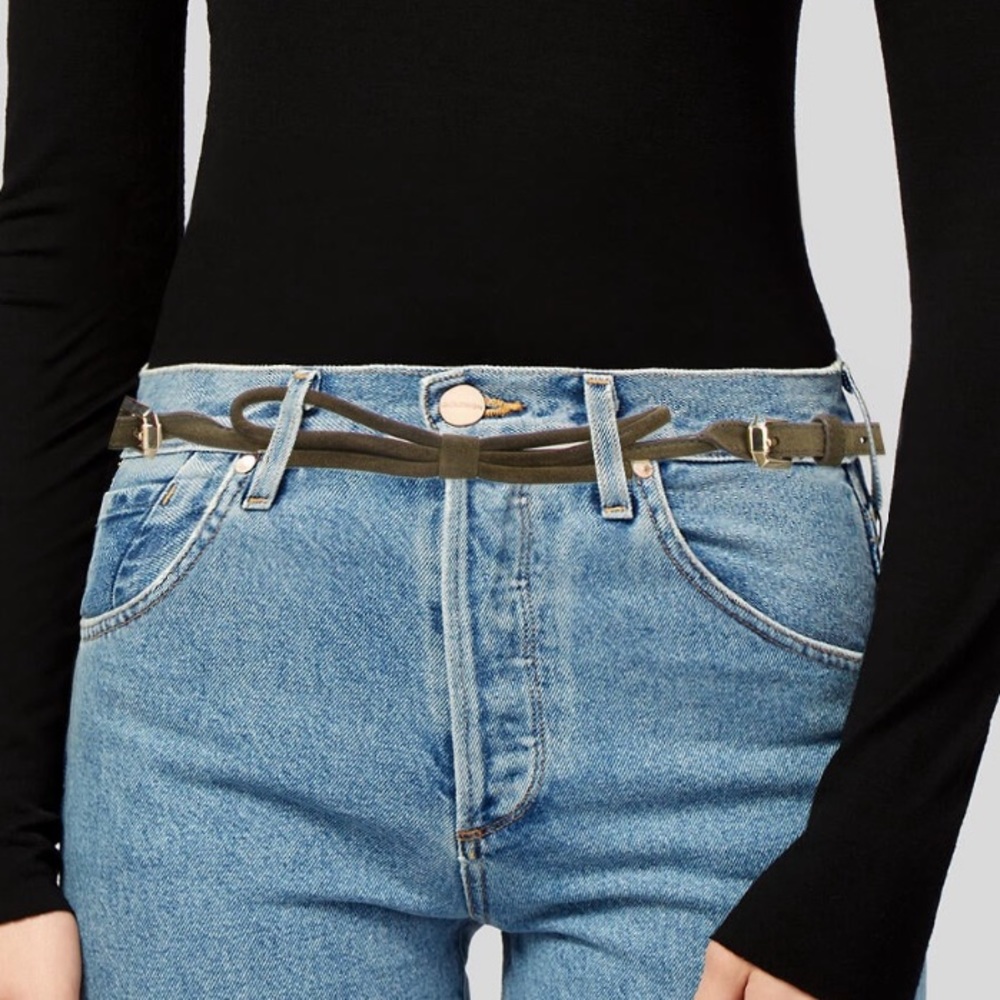 NWT Burberry Green Suede adjustable belt with Gold hardware. Comes with box - Picture 3 of 12